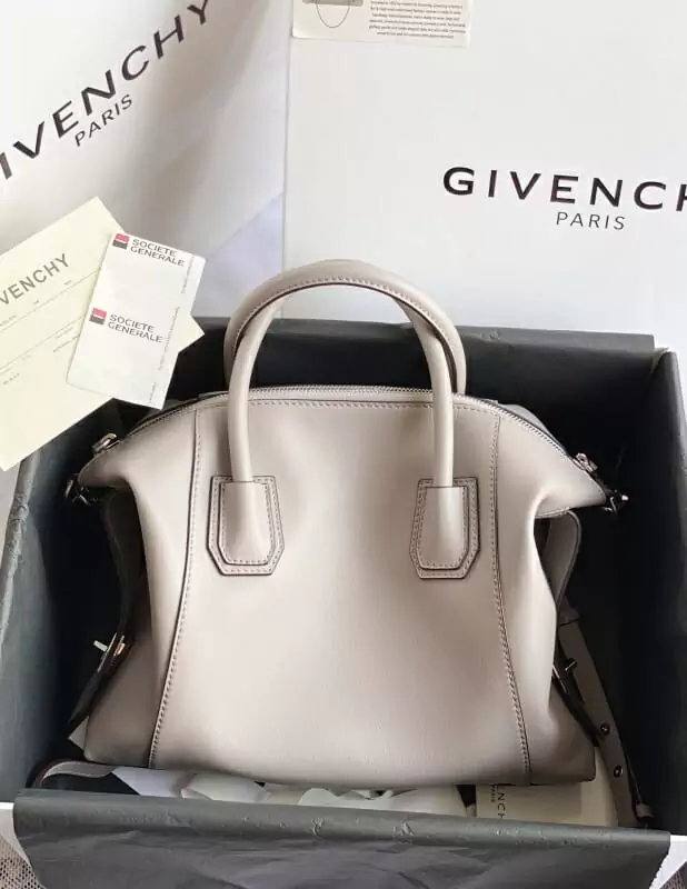 givenchy aaa qualite sac a main  pour femme s_103bb551